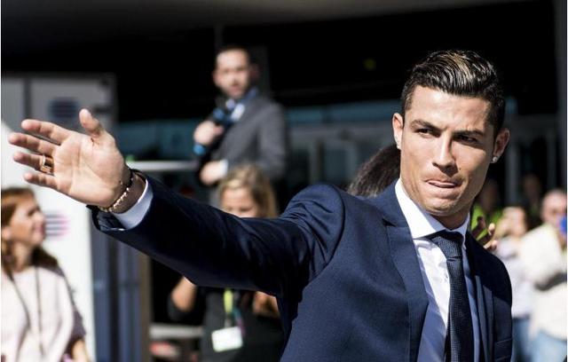 客场2-1力克中国香港，新加坡时隔41年重返亚洲杯正赛