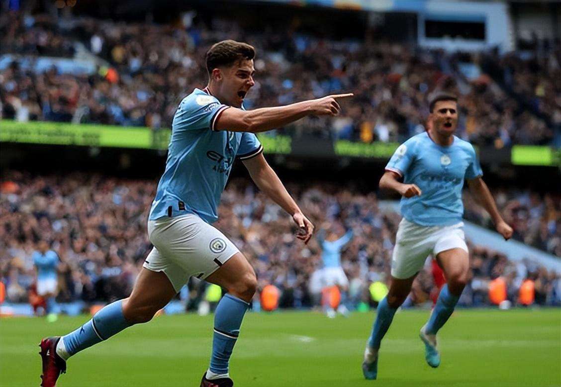 15岁道曼禁区内天秀回旋破门，青年欧冠阿森纳4-2逆转拜仁