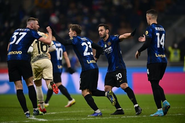 今晚！亚冠上海海港VS柔佛新山，中超冠军残阵出战？CCTV5不转，2大平台直播