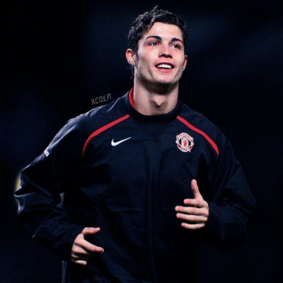 律师张冰质疑经纪人金畅无证还挣浙江上千万，后者回应：满嘴胡言