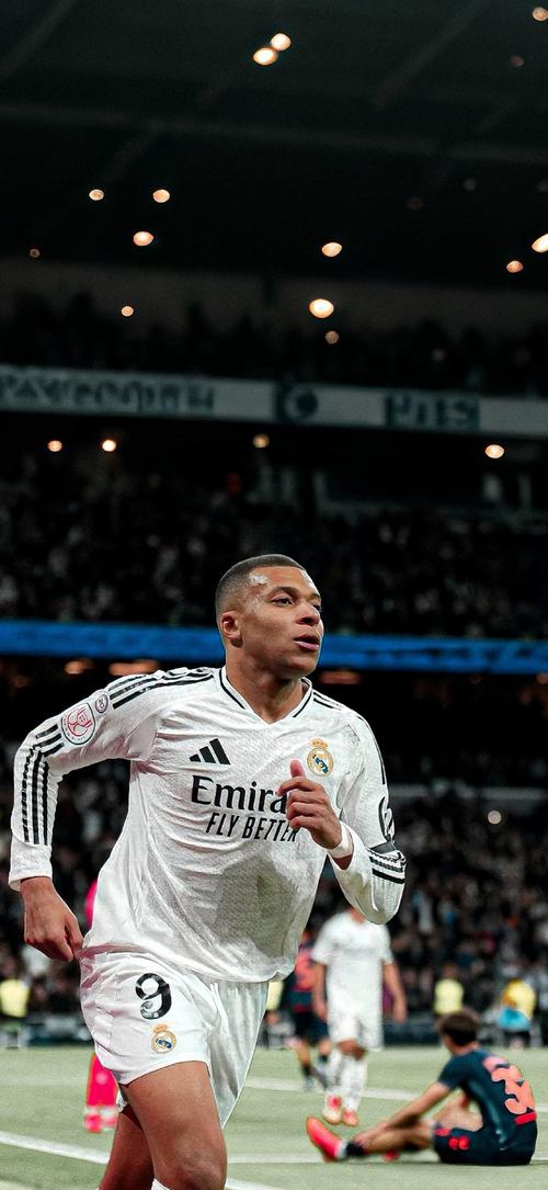 泰国归化前锋贝尔：若能让泰国首进世界杯将是意义非凡的事情