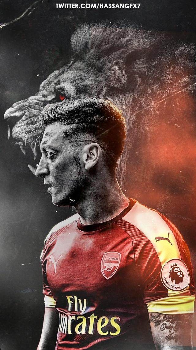 记者：哲凯赖什手指骨折，但他带伤坚持参加比赛和训练